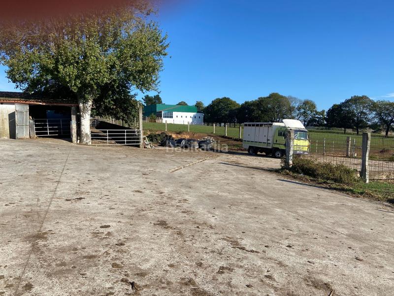 Foto c2c799d2-bb69-43ed-8d60-2294fd6c16ad. Terreny residencial a Lalín