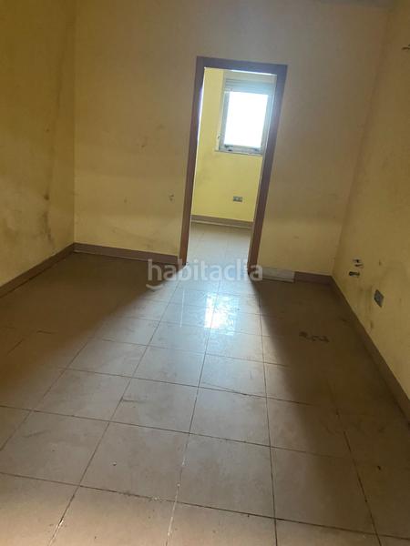 Foto d78f4dfd-b464-442e-9137-4aec4d5ddc24. Terreny residencial a Lalín