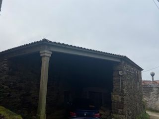 Casale in Lalín. Casa piedra  en vilatuxe