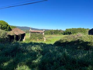 Terreny residencial a Silleda. Finca con construcciones en silleda