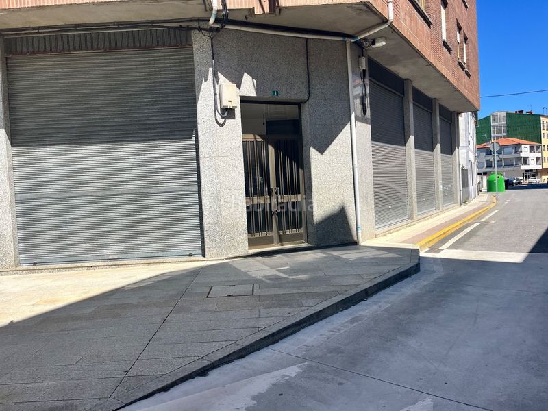 Foto 5e1b1829-6588-46bf-a96f-a71e0bf31a17. Local comercial a Silleda