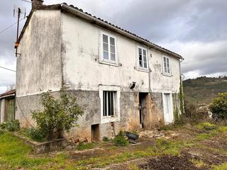 Masia a Silleda. Se vende casa para restaurar en cira silleda