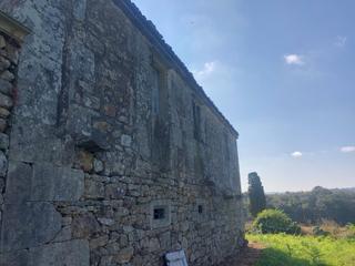 Masía en Silleda. Amplia casa a reformar cercana a silleda