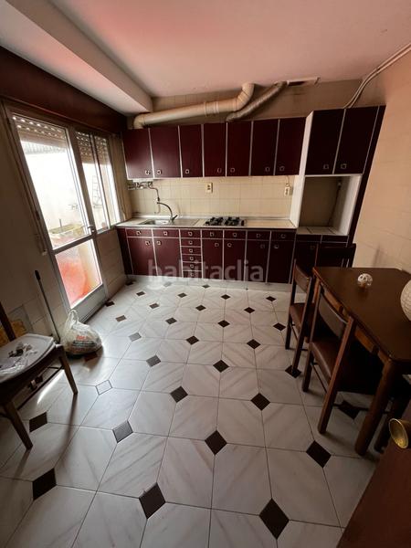 Foto e321db91-6d34-4a32-9c48-2e5ef56306bf. Piso 3 dormitorios en Silleda