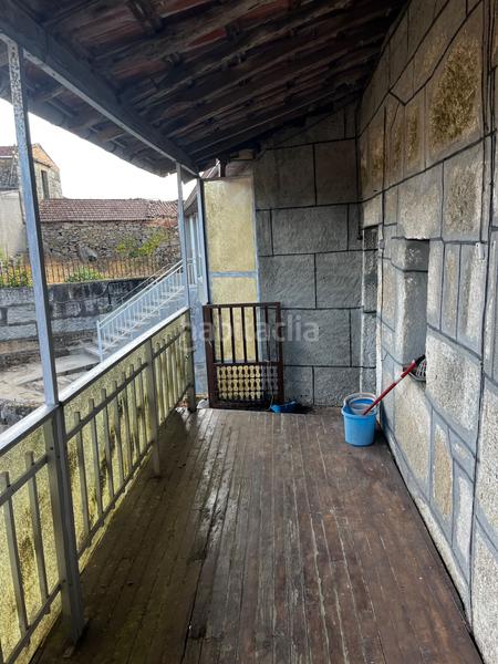 Foto e9699e0f-c4c6-430c-a02b-8490cb679554. Masía casa con viñas en punxinourense en Punxín