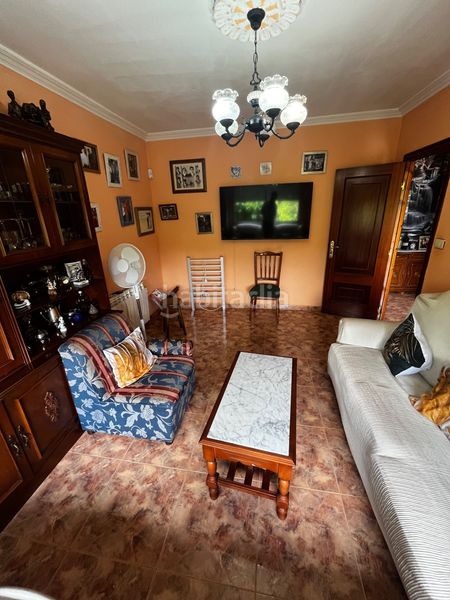 Foto f0b34b93-5f17-466a-98de-dddd8ea18b6d. Masia a Silleda