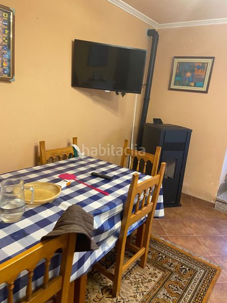 Foto 13f4d548-0789-4c86-9085-7b2f52efb7c9. Casa a Silleda