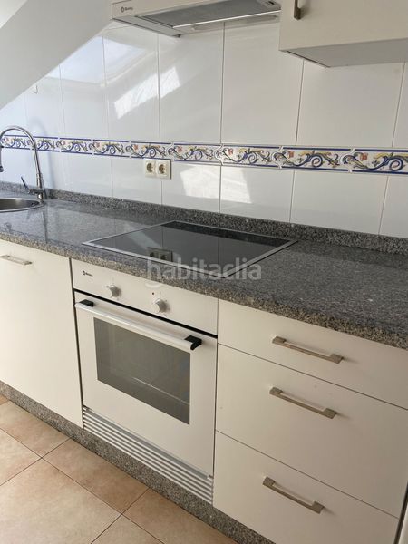 Foto 1efbe8b3-6cd3-4b32-a646-328100b5cd7b. Àtic amb calefacció a Lalín