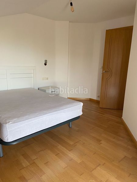 Foto 46c81a17-617b-4c11-ac43-ee7e9cbe44e5. Àtic amb calefacció a Lalín