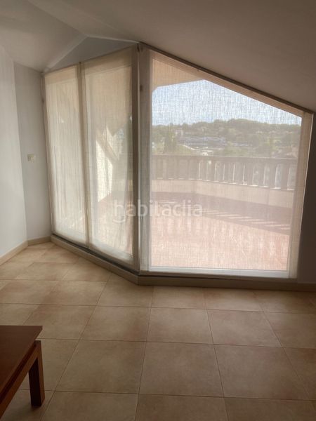 Foto 9107d70b-21e3-4ecb-bfb2-5246474ac26b. Apartament amb calefacció a Lalín