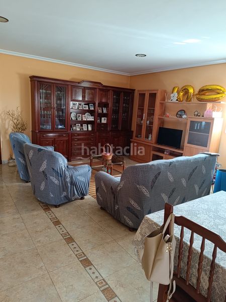 Foto 3f0d828f-d867-4750-b61b-c973e8ddbcb2. Casa a Lalín