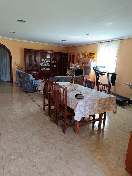 Foto d85fc716-29bd-4bd2-92e9-447ae8e70384. Casa a Lalín