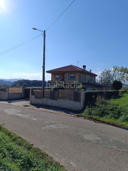 Foto f0022cc4-5b0b-4bc5-bde1-5af255ab5b5a. Casa a Lalín