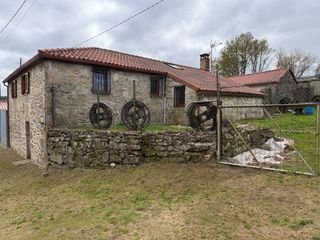 Mas à Silleda. Casa de campo en  silleda