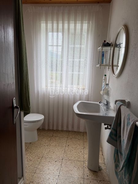Foto 53128976-5f00-44ce-bda9-89d0412170ad. Casa amb calefacció aparcament a Vila de Cruces