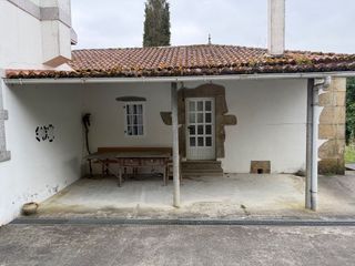 Haus in Vila de Cruces. Chalet en zona de merza