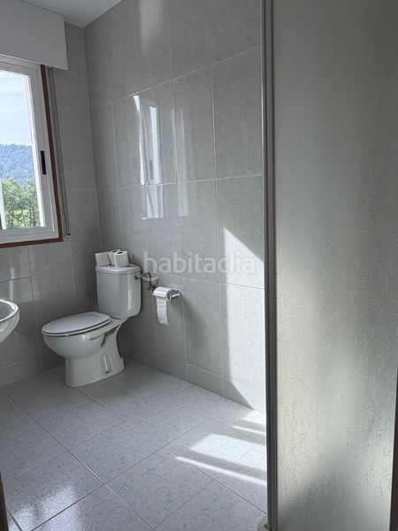 Foto 1174d1f7-ee5c-45ab-b143-59ae13463f66. Edifici a Silleda