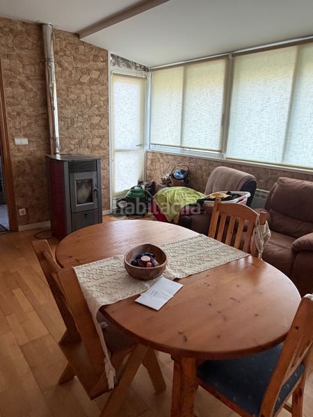 Foto 65f49c72-6869-4109-9825-cd6924658e63. Edifici a Silleda