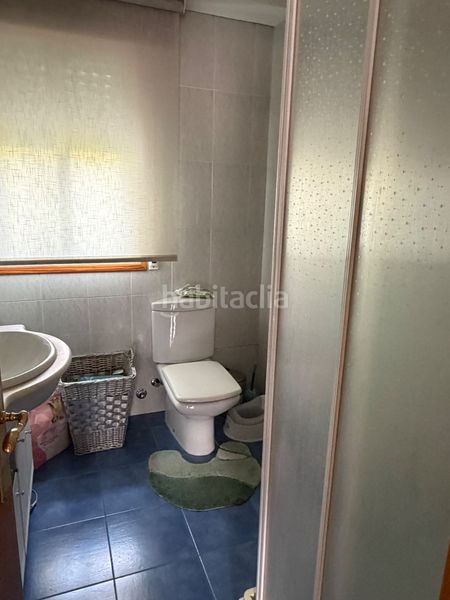 Foto 679f8017-7001-4f75-9cd1-43b653afe31c. Edifici a Silleda