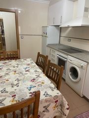 Apartament a Lalín. Apartamento amueblado