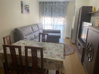 Appartement à Lalín. Apartamento amueblado