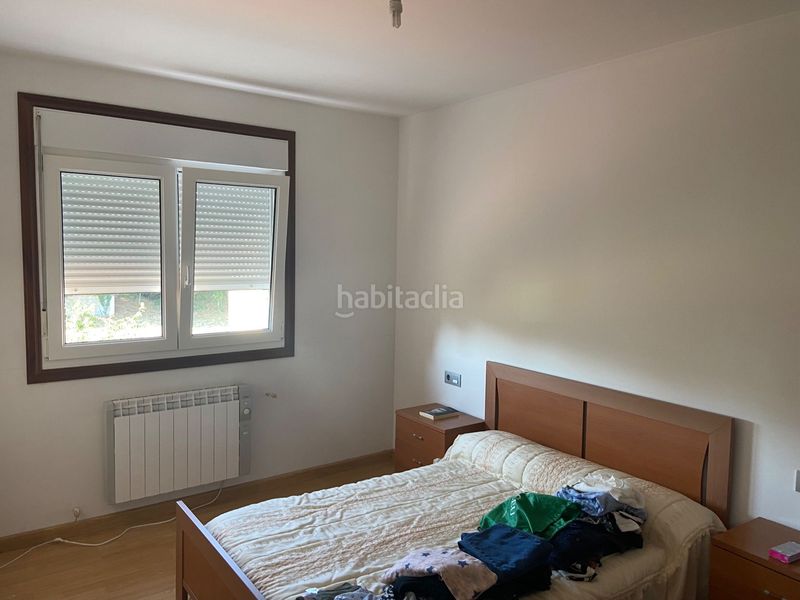 Foto 5639a39c-d4e1-430d-8f51-16b3bb35415f. Edificio  completo en Lalín