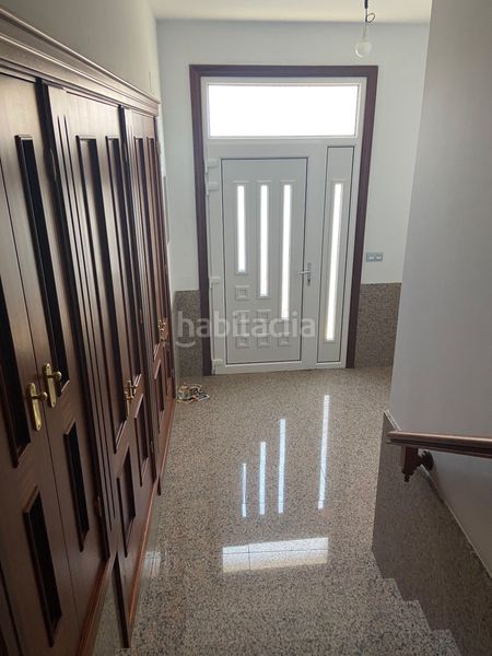 Foto 99b89b60-0f66-4b0c-871c-e095699e3098. Edificio  completo en Lalín