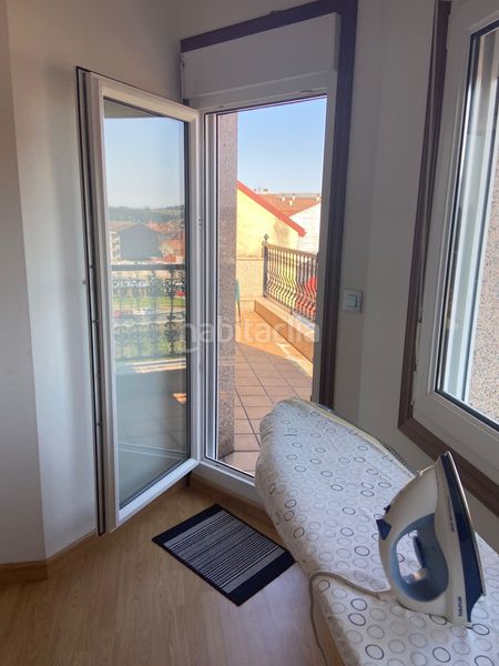 Foto c35ba7c4-4319-484f-b65b-a9b788dce132. Edificio  completo en Lalín