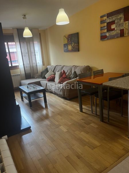 Foto 5a38d1b1-de9a-4abd-ba47-208961969b0b. Apartament amb calefacció a Silleda