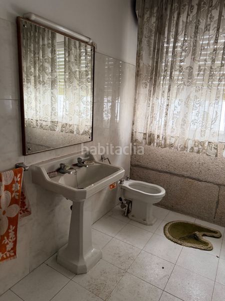 Foto f9254fb6-24fe-4528-989d-911c94ba3d88. Masia a Silleda