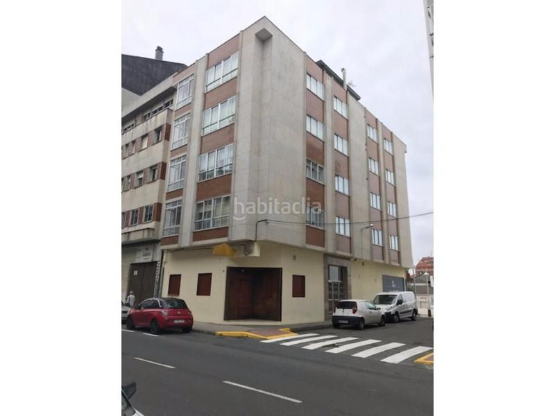 Foto d0fb5c33-57ed-488c-a155-d78658083598. Local commercial dans Lalín