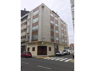 Local Comercial a Lalín. Bajo en esquina