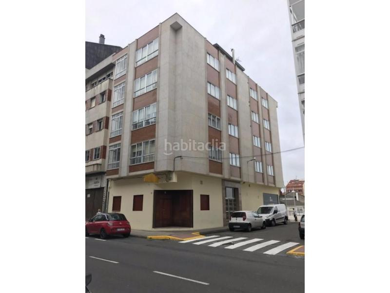 Foto f658838d-e5bb-40b2-8527-8de2f9297cfe. Local commercial dans Lalín