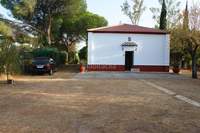 Foto 2cff194c-2572-4db6-9d19-8c819c1a658e. Xalet amb aparcament a Valverde del Camino