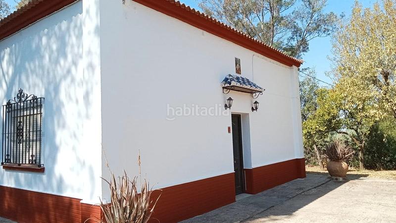 Foto bf99129f-f036-4ec3-b406-337761202224. Xalet amb aparcament a Valverde del Camino