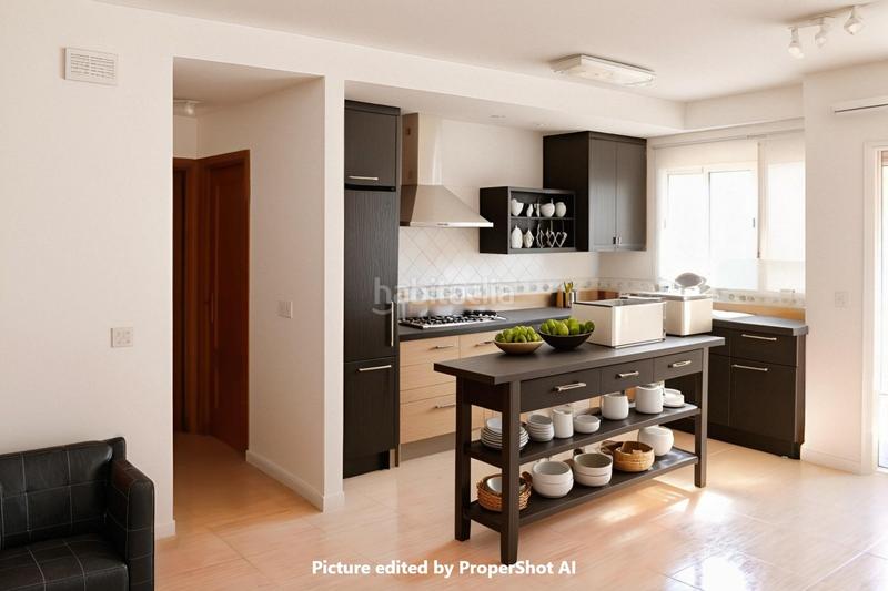 Foto 7d9e8cd9-7e50-467c-8ac1-f7e5b115108b. Piccolo appartamento con parcheggio in Lepe
