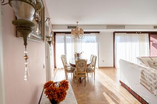 Rent Penthouse  Fuentepiña. Alquiler piso atico muy luminoso en playa de mazagón