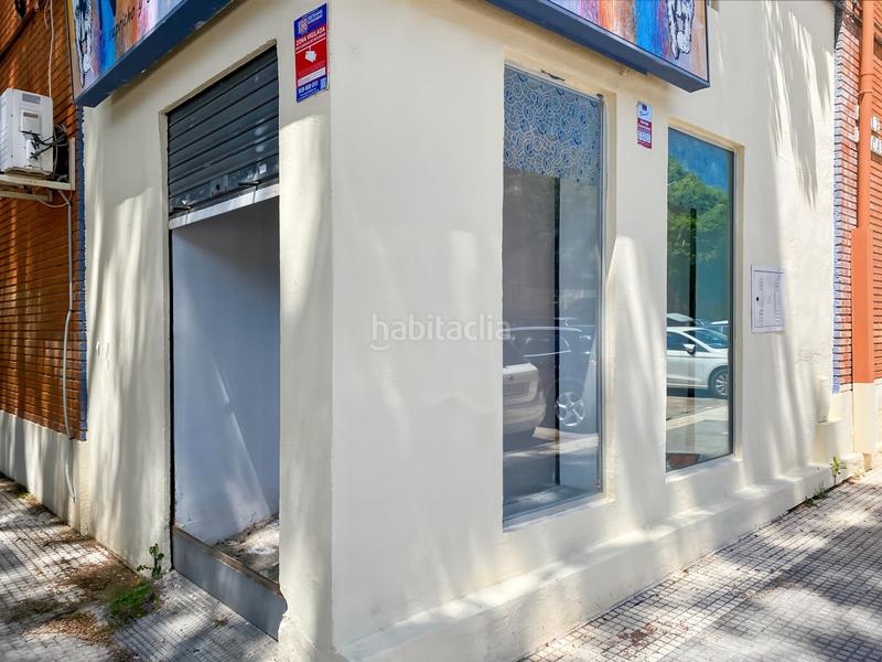 Foto 23c3e1b9-bc77-4c2b-9a72-b4f7aa6a9be6. Local comercial  de esquina en La Orden Huelva