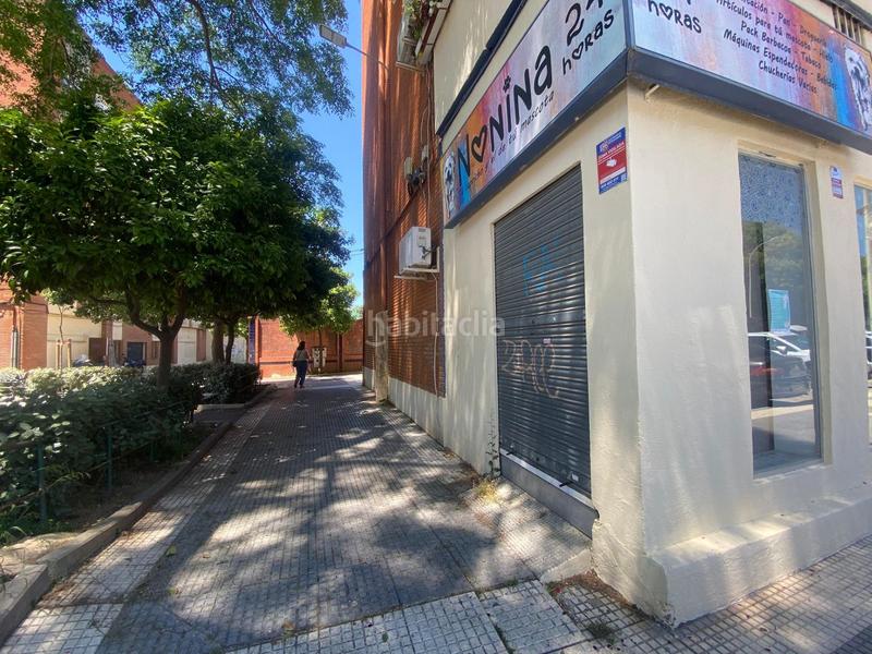 Foto 2cb5b3c8-3040-4b99-99ab-3a06281b8aec. Local comercial  de esquina en La Orden Huelva