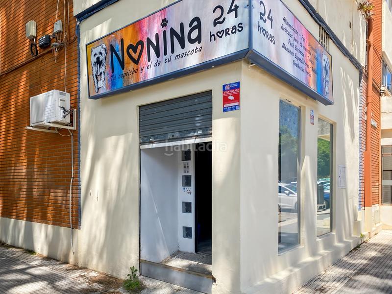 Foto 9607b444-7837-4b98-8fe6-9b0f757b389e. Local comercial  de esquina en La Orden Huelva
