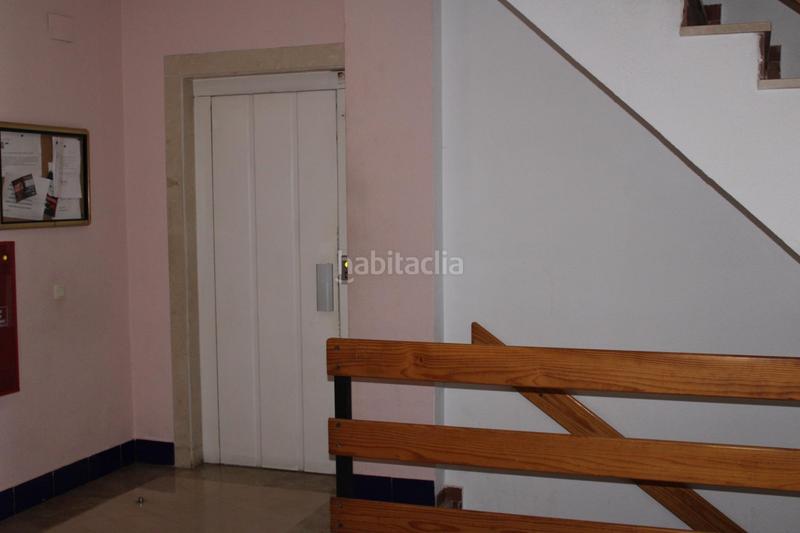 Foto 2cce36e8-3c5d-4e95-b2c0-f4fe98a01e40. Apartamento  zona la merced en Centro Huelva