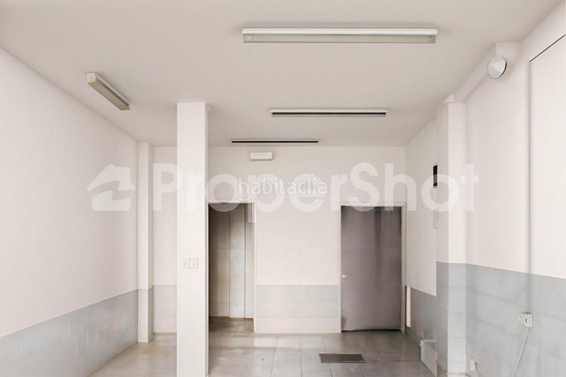 Foto a9b0f30f-082d-459b-b25c-8f0de5f2e903. Locale commerciale in La Orden Huelva