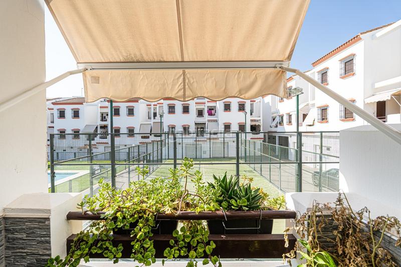 Foto 52db6844-997b-451b-8b82-ad37ef2fe5f1. Semi detached house with parking pool in Moguer