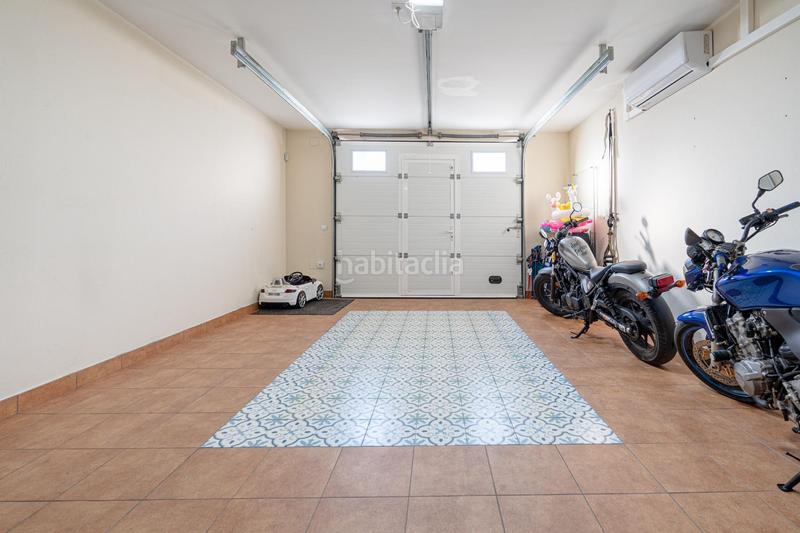 Foto 8624de97-ea70-42ec-8ea0-f49c24dc000c. Semi detached house with parking pool in Moguer