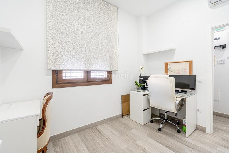 Foto b60833e1-c0b0-4780-b55d-30996e986253. Semi detached house with parking pool in Moguer