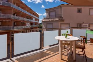 Pis  Calle angel pallares. Oportunidad nica piso de 3 habitaciones con terraza, garaje y t