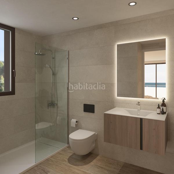 Foto d4b0cbd9-a6f4-4165-bccf-42b23ed314f1. Piso obra nueva castellón r apartamento primera linea de playa en Moncofa