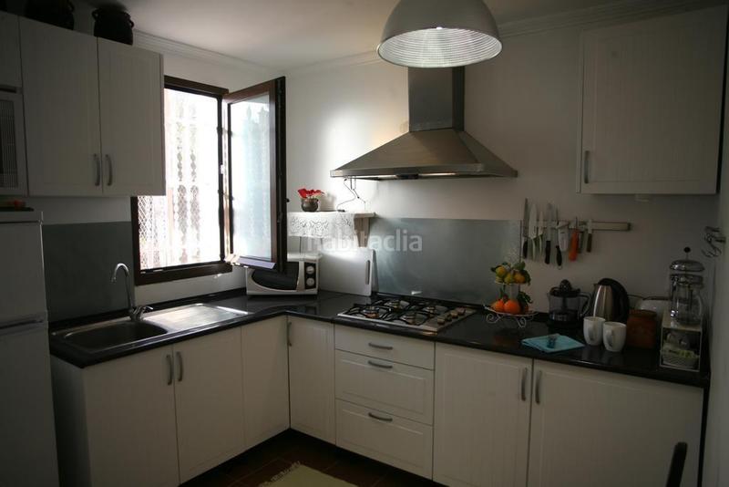 Foto acc01733-6d3e-4b0a-ad4e-48b5a852de1e. Residential plot in Finestrat pueblo Finestrat