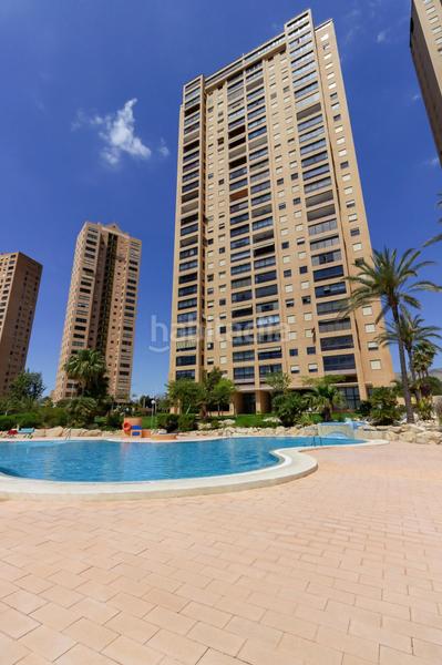 Foto 735ebc66-fc76-4652-94a8-3253b228ddee. Attico con riscaldamento parcheggio piscina in Playa Poniente Benidorm