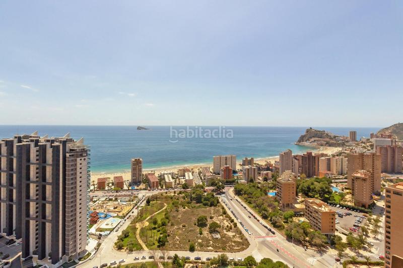 Foto edbb2ab4-1d4c-411a-ac11-22b10614c58f. Attico con riscaldamento parcheggio piscina in Playa Poniente Benidorm